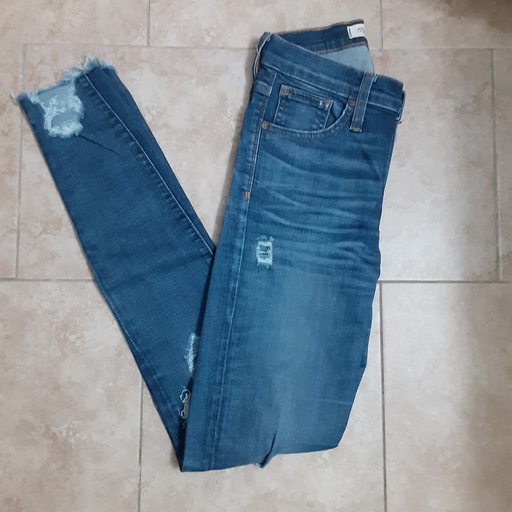 Women's Madewell distressed denim jeans 25TL